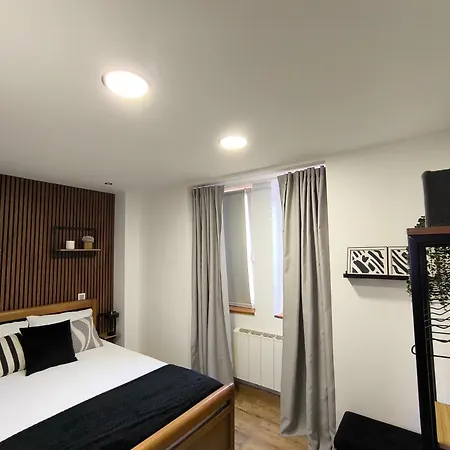 Casa Stone Lejlighed Guarda